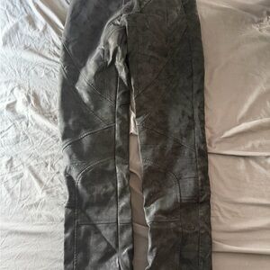 Forever 21 Black Faux Suede Pants - Size 31 - Great Condition